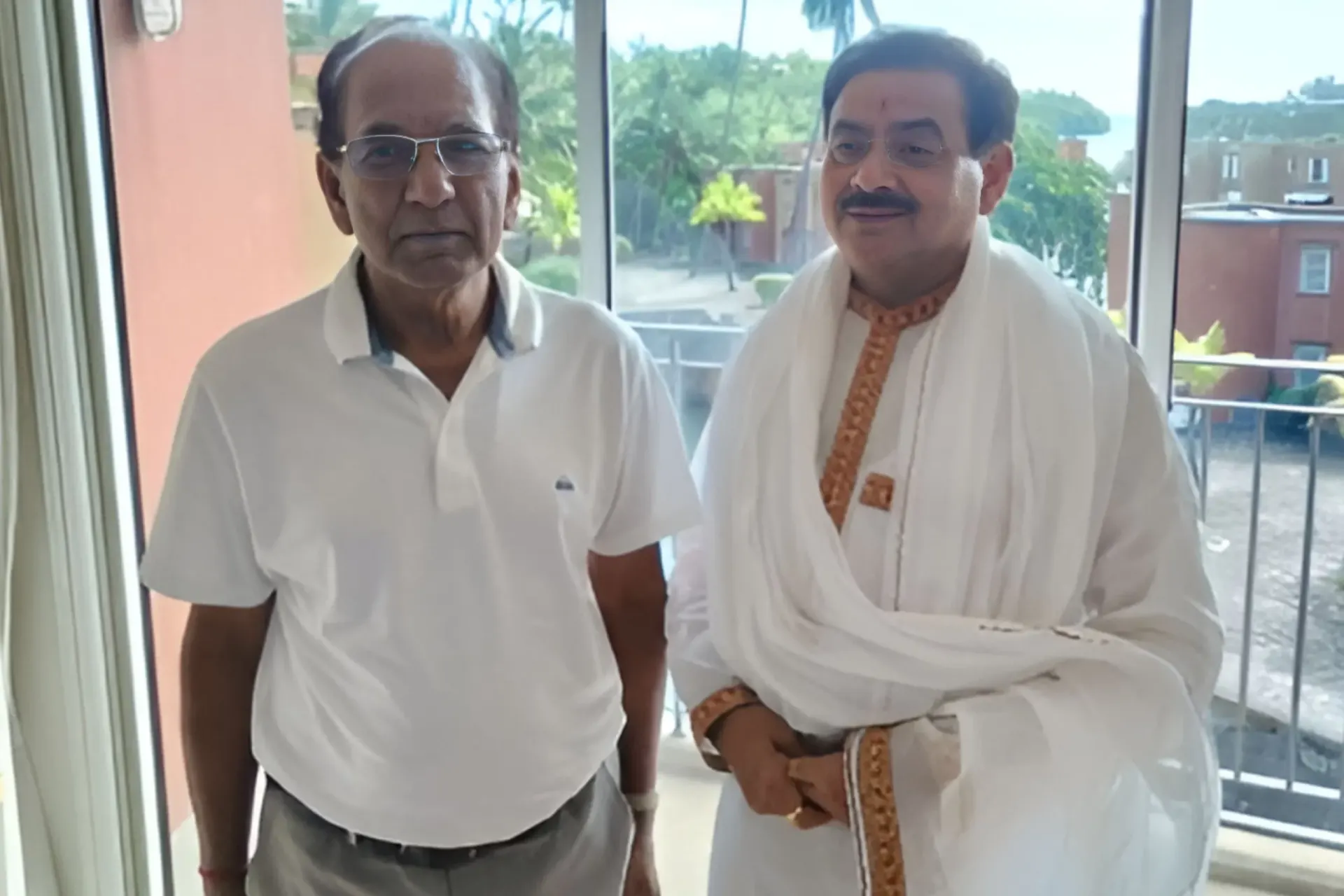 Shri Anil Bachoo with Sakshi Shree